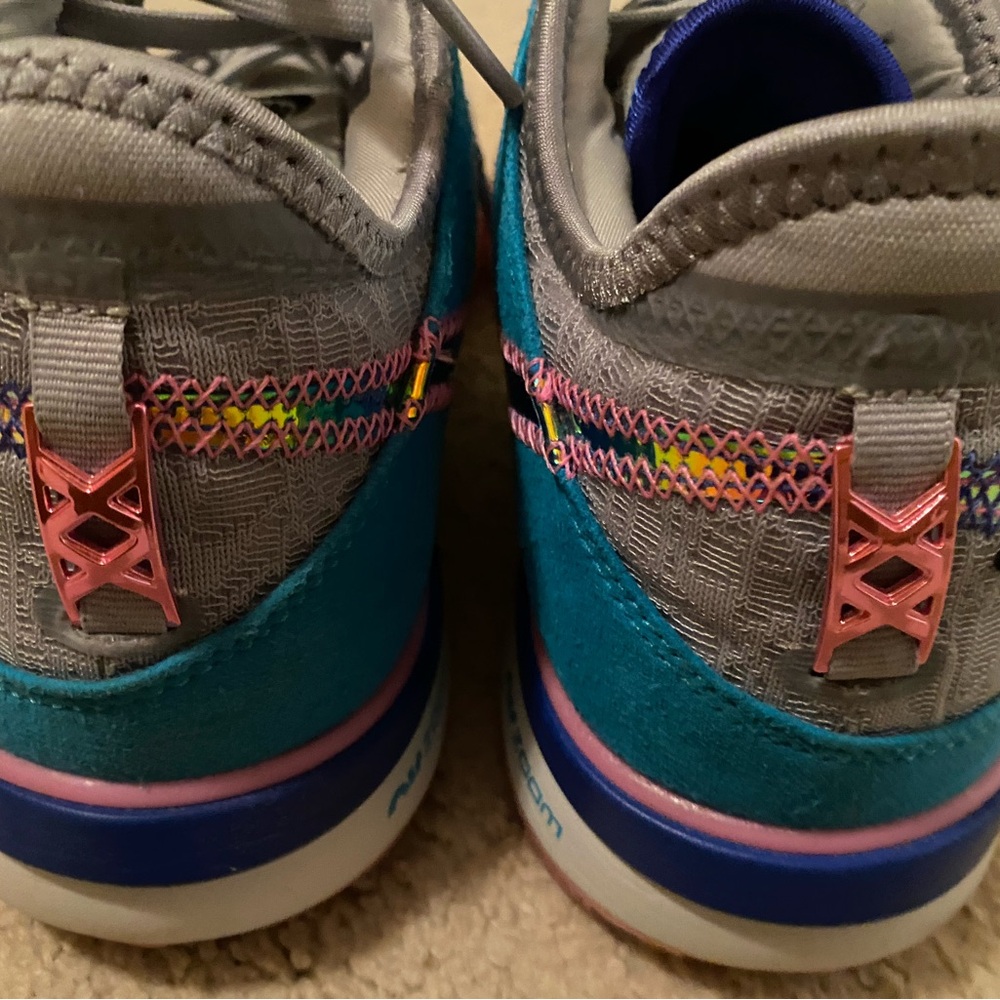 Nike LeBron Nxxt Gen mens basketball shoes. - Picture 4 of 7